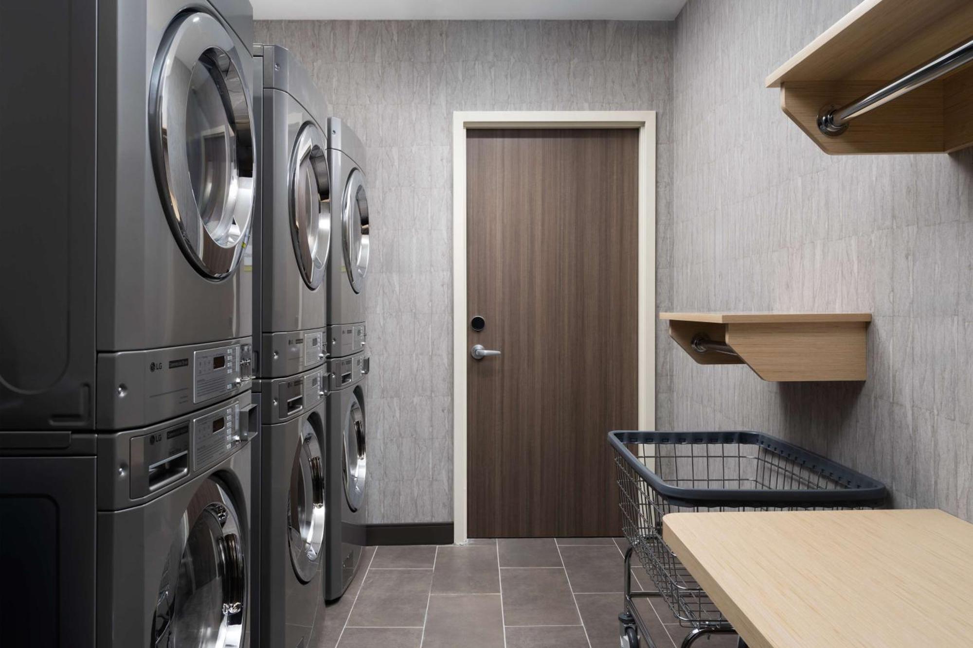 Home2 Suites By Hilton วินเทอร์เฮเวน ภายนอก รูปภาพ