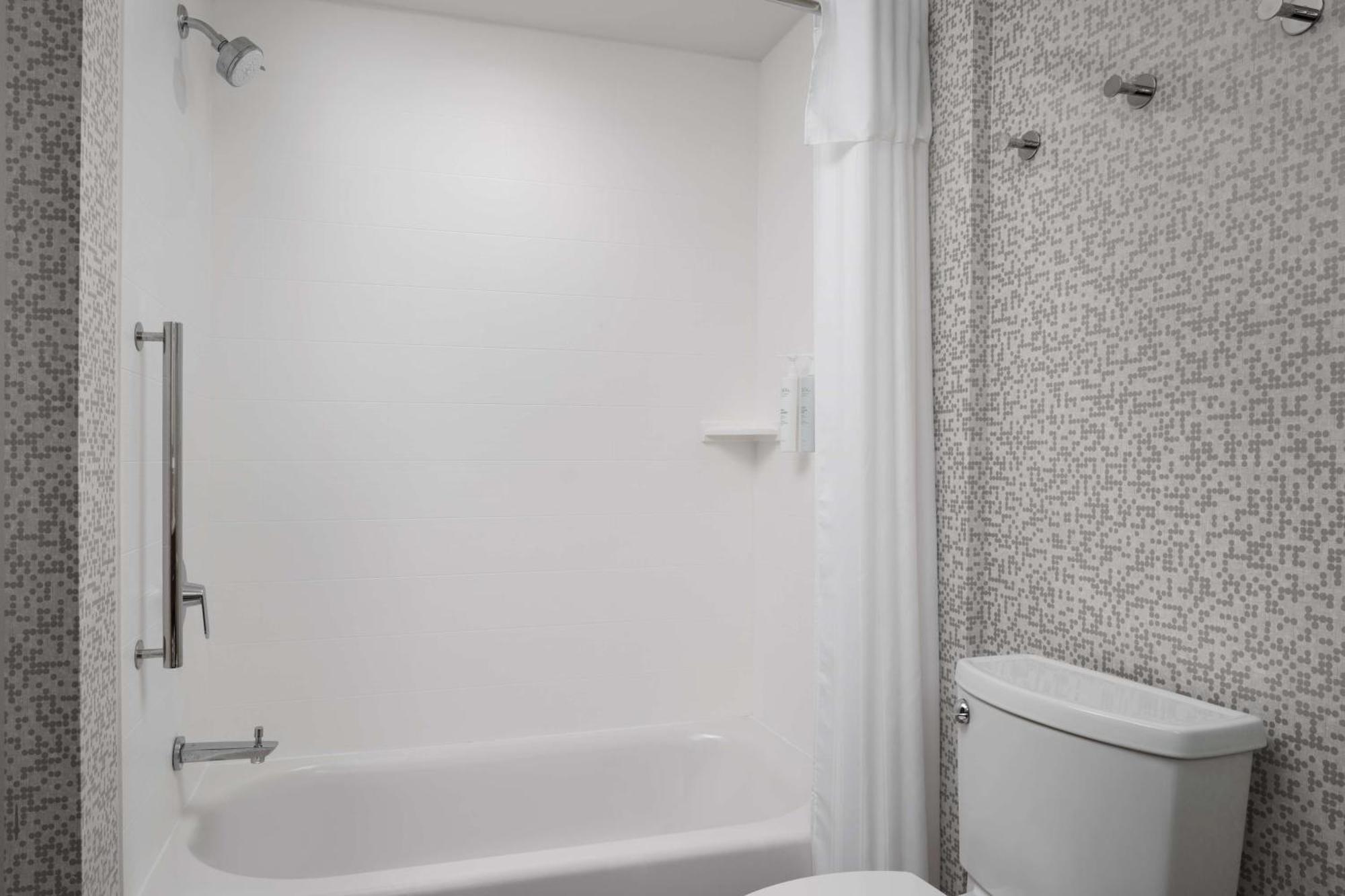 Home2 Suites By Hilton วินเทอร์เฮเวน ภายนอก รูปภาพ